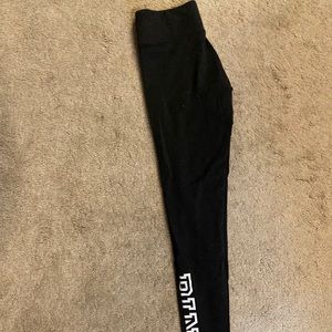 Victoria’s Secret PINK leggings